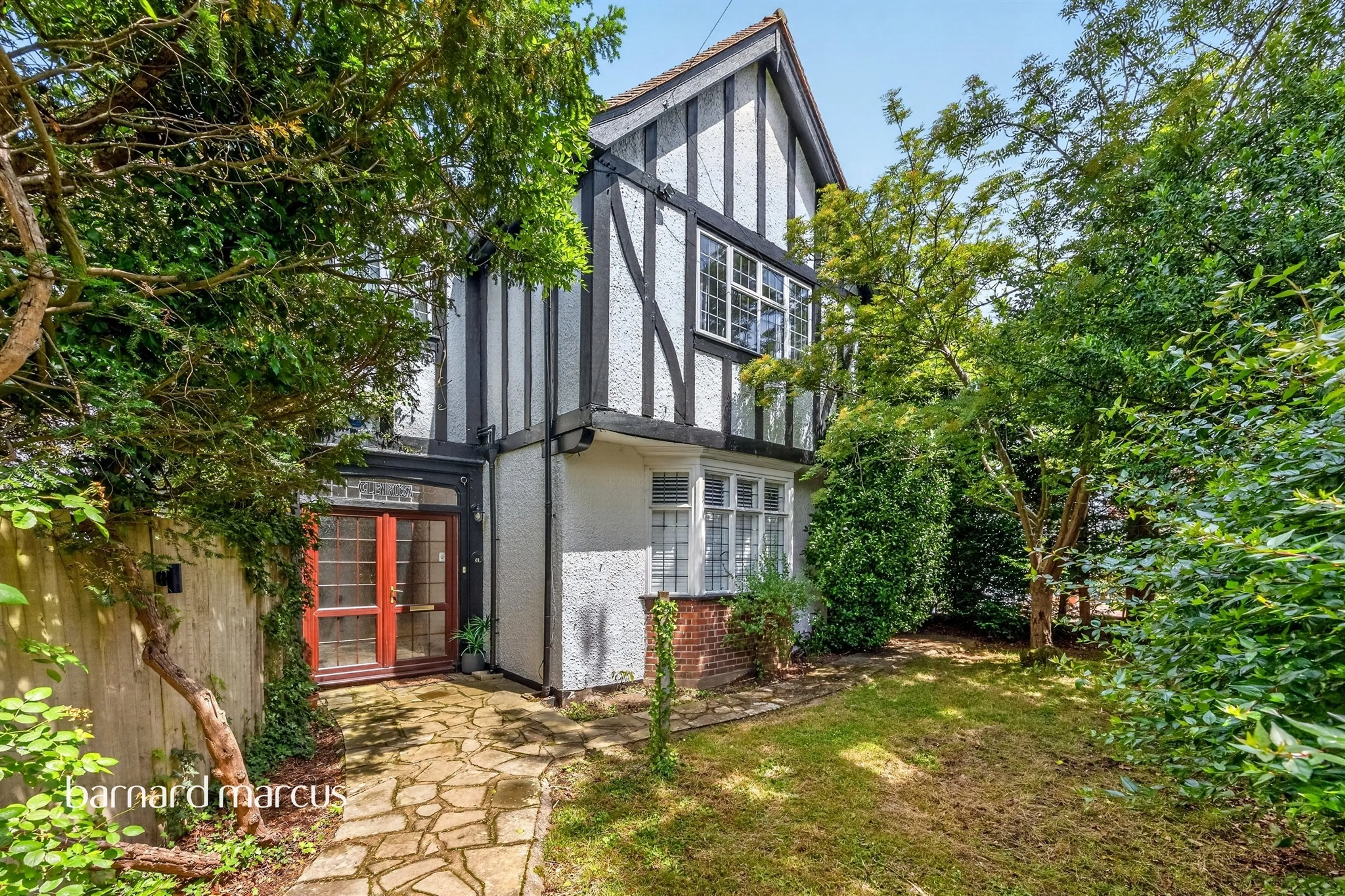 Property photo 0