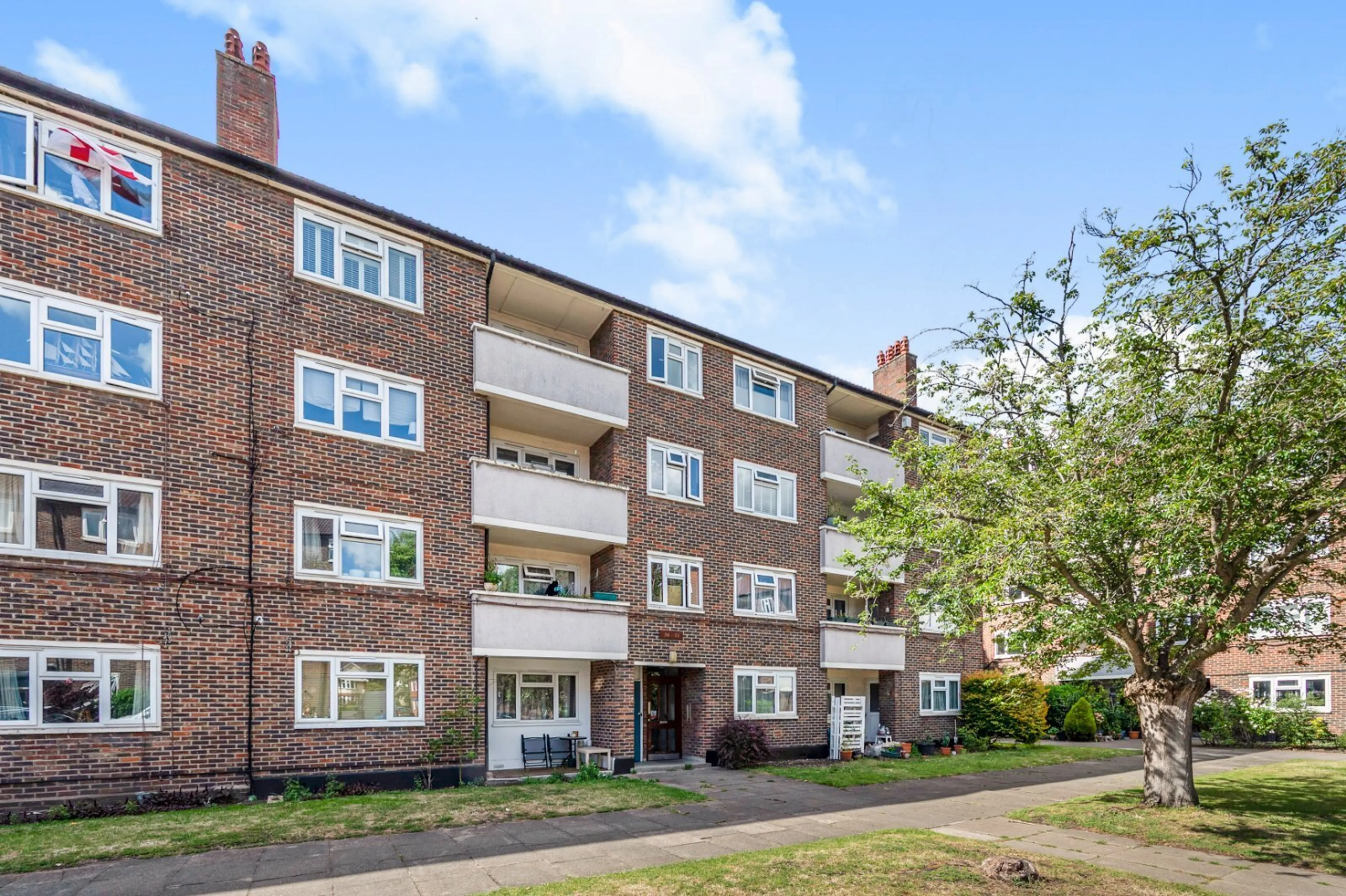 Property at Brick Farm Close, Richmond, Surrey, TW9