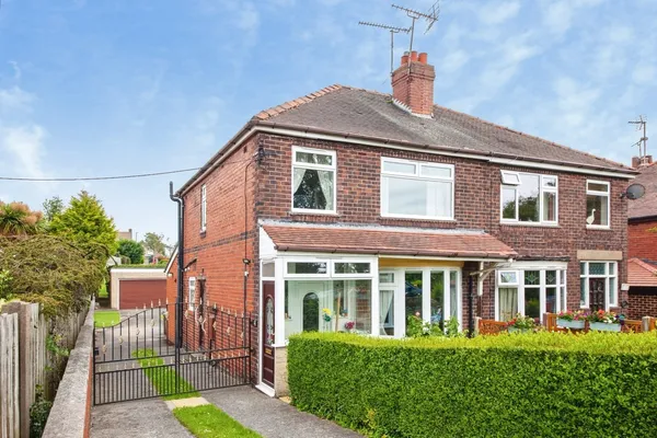 Springwood Lane, High Green, Sheffiel...