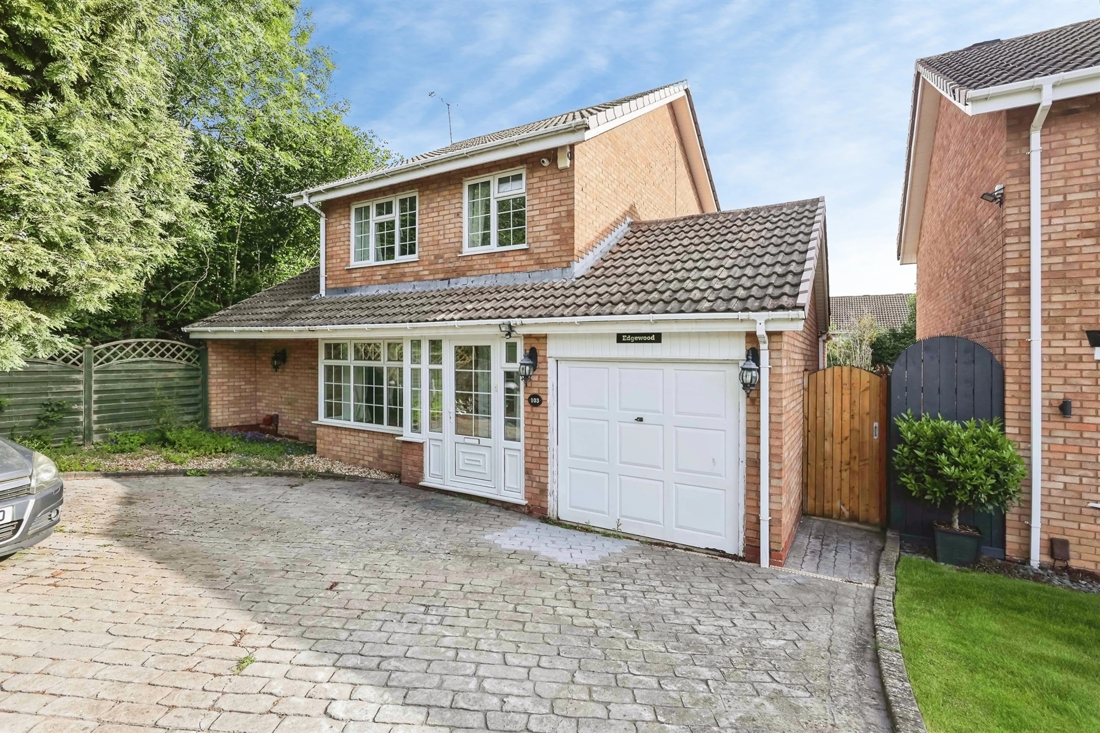 Property photo 0