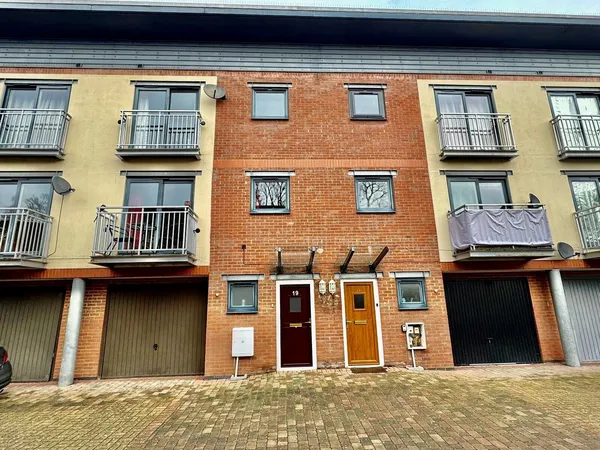 Merchants Court, Bedford, MK42