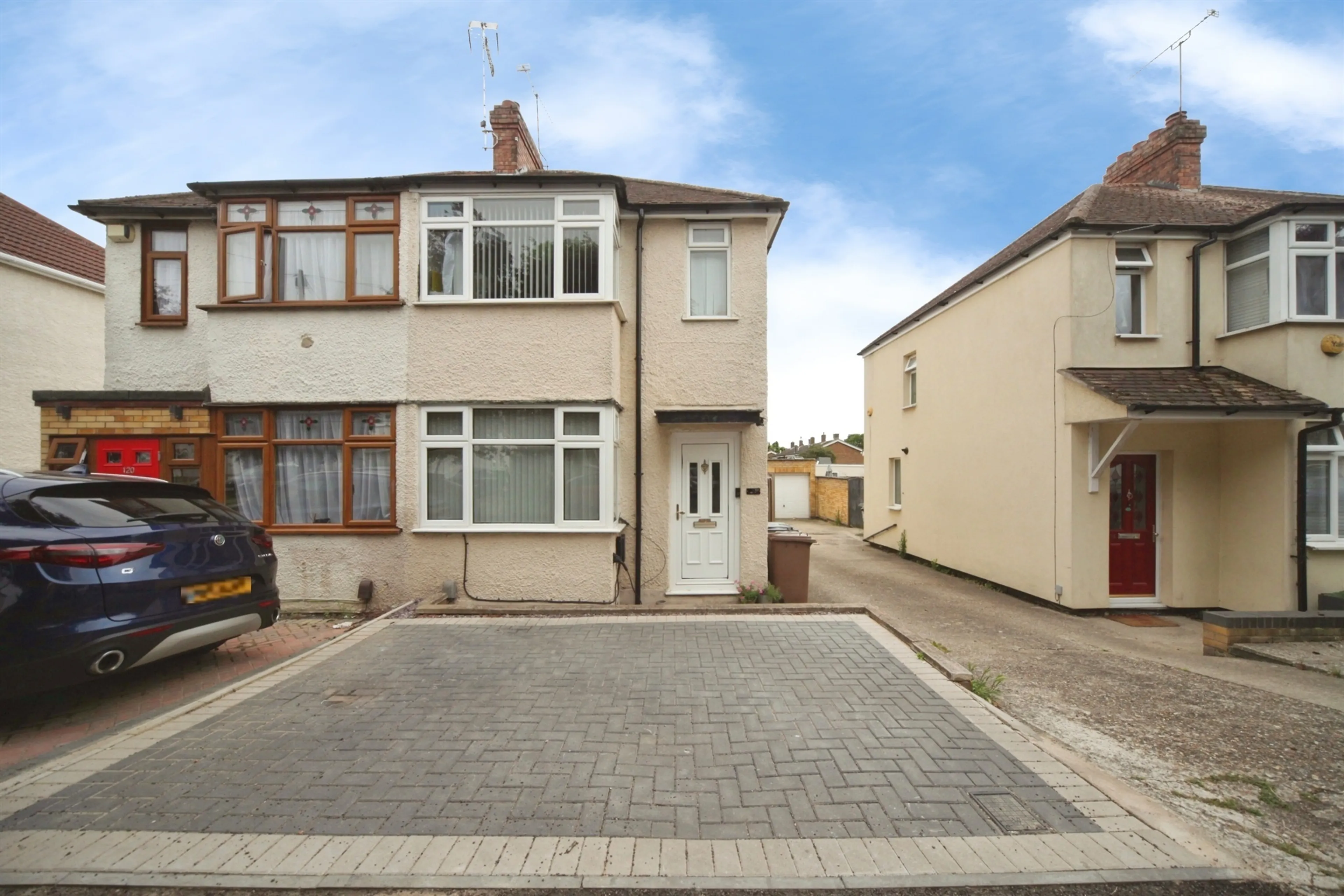 Property photo 0