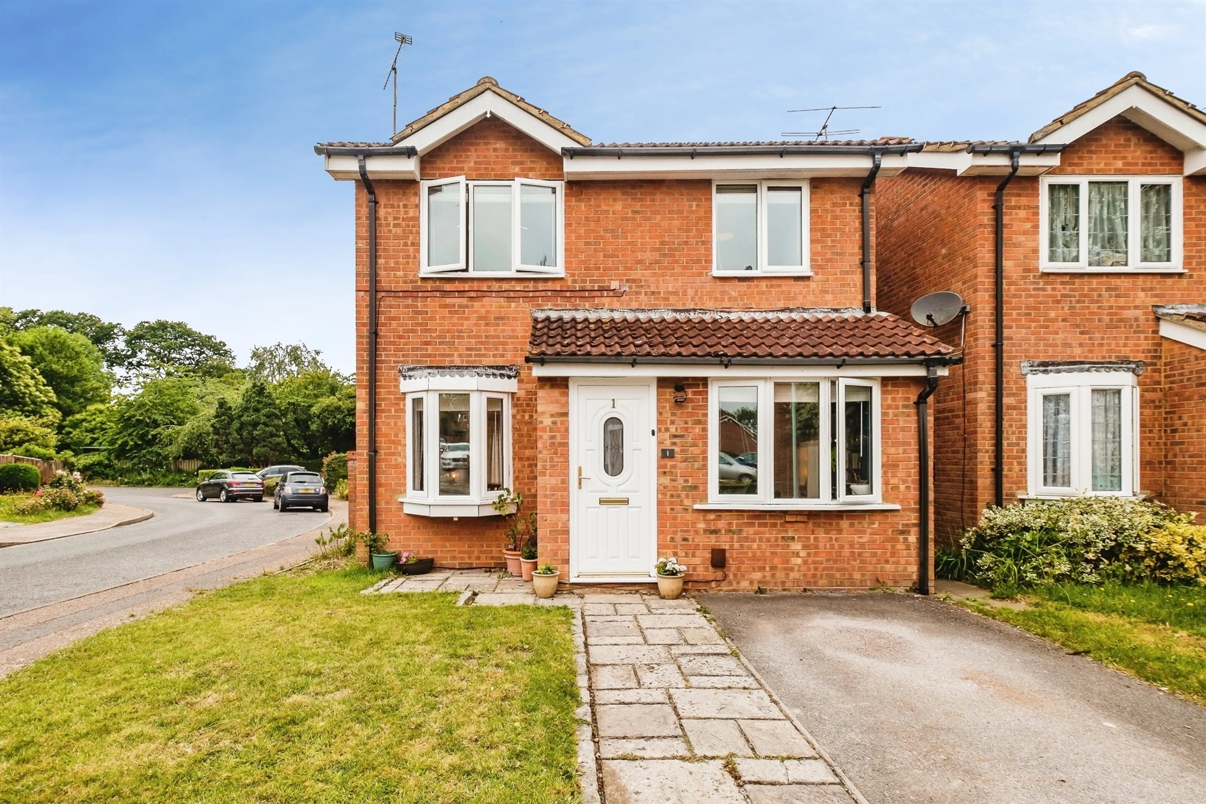 Property at Chaffinch Close, Worthing