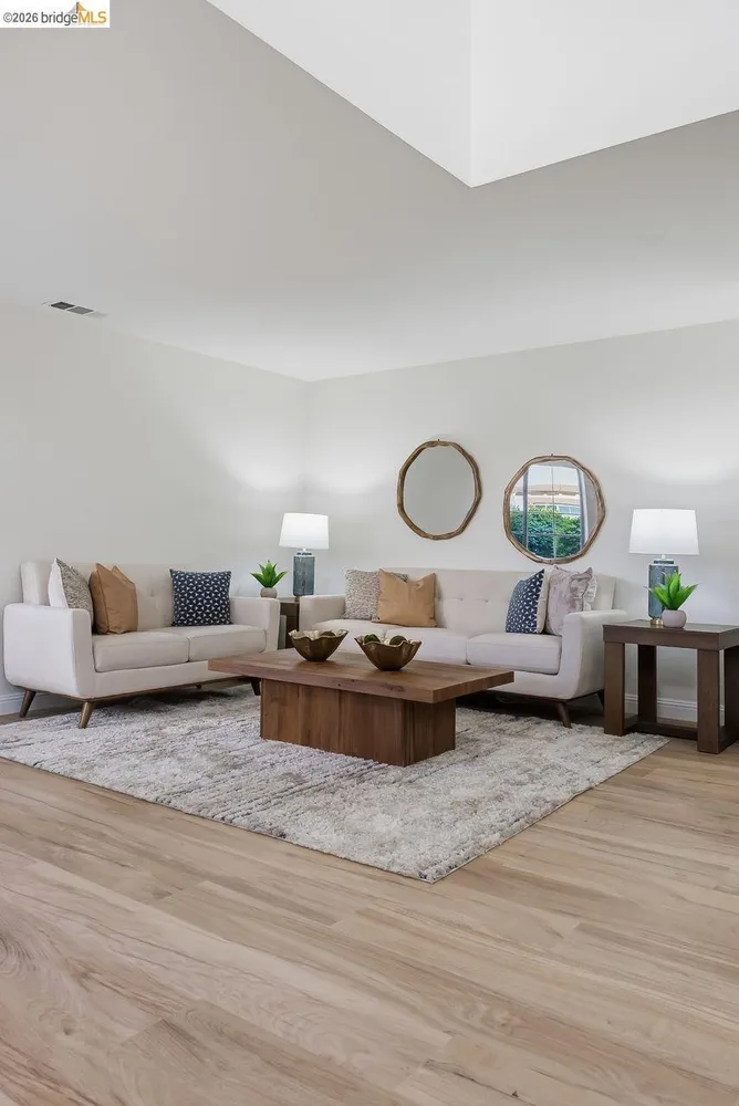 2590 Glen Isle Ave, Pleasanton, CA 94588