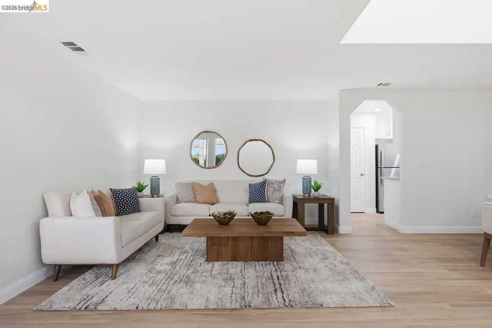 2590 Glen Isle Ave, Pleasanton, CA 94588