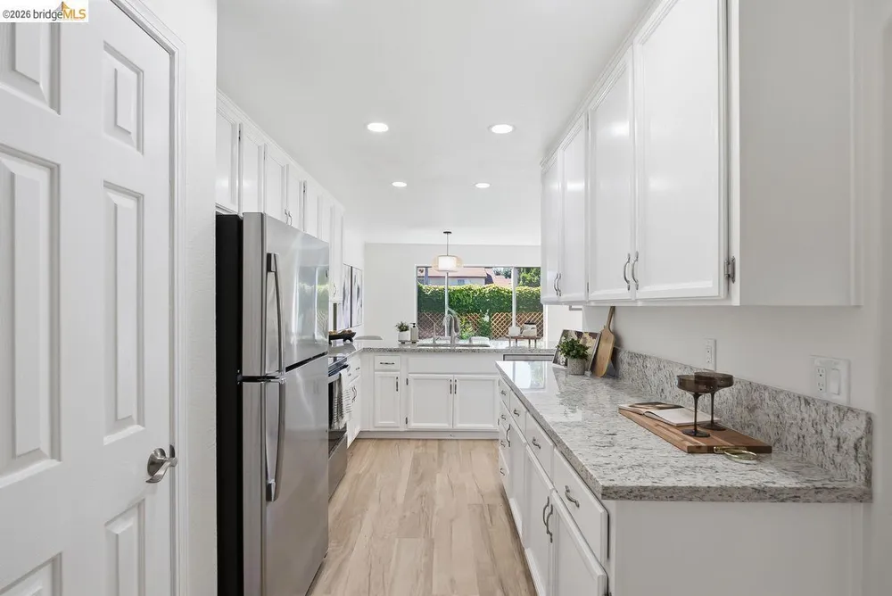 2590 Glen Isle Ave, Pleasanton, CA 94588