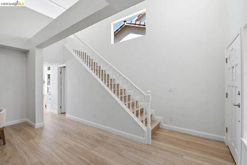 2590 Glen Isle Ave, Pleasanton, CA 94588