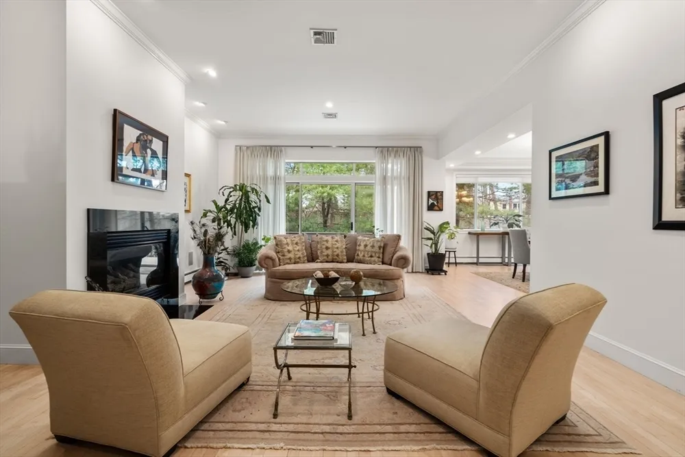 202 Allandale Rd, Boston, MA 02467