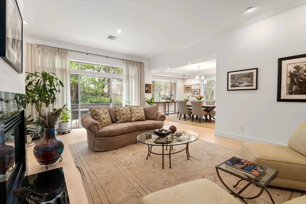 202 Allandale Rd, Boston, MA 02467