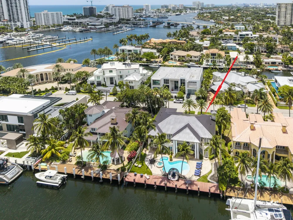 7 Pelican Dr, Fort Lauderdale, FL 33301