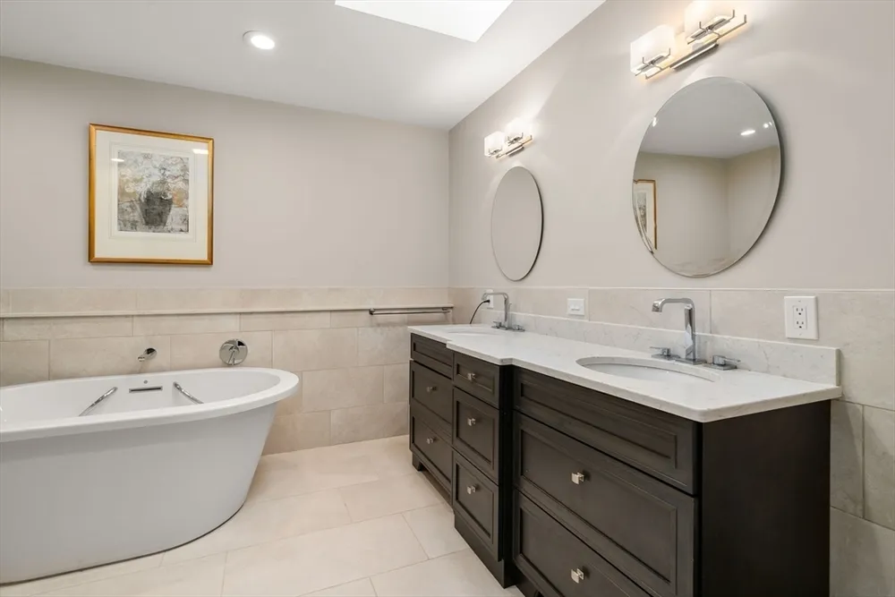 202 Allandale Rd, Boston, MA 02467
