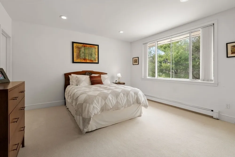202 Allandale Rd, Boston, MA 02467