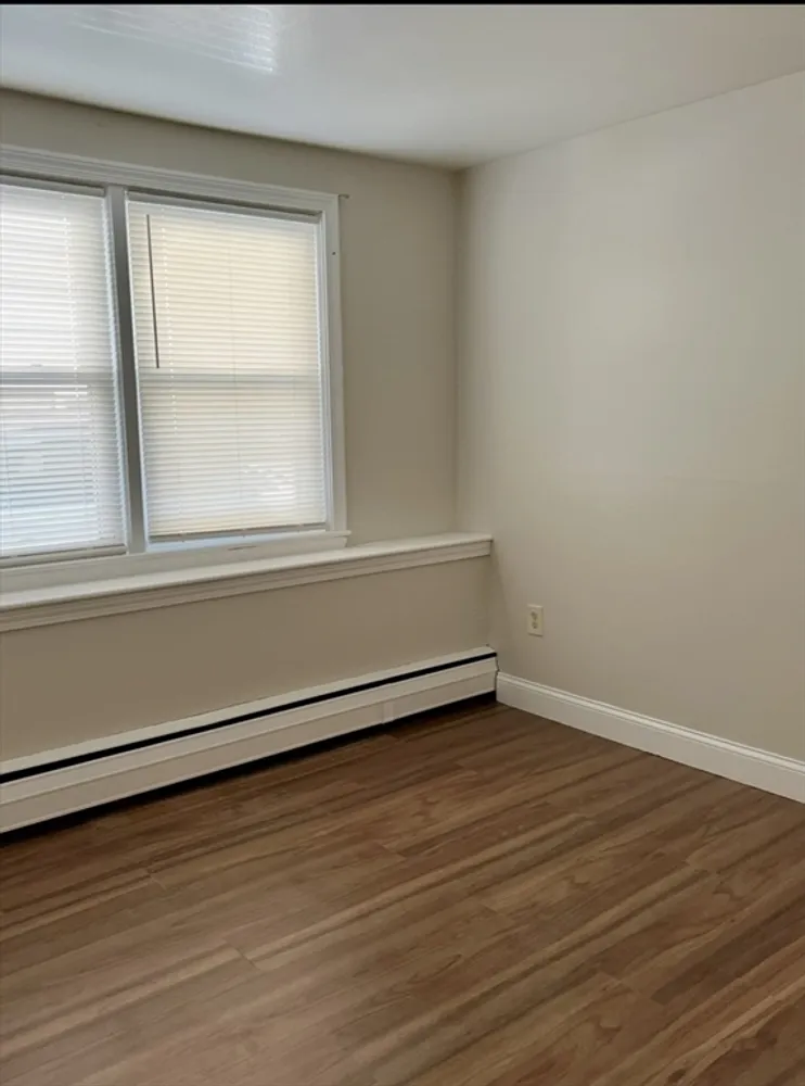 10 Edgemere Rd, Quincy, MA 02169