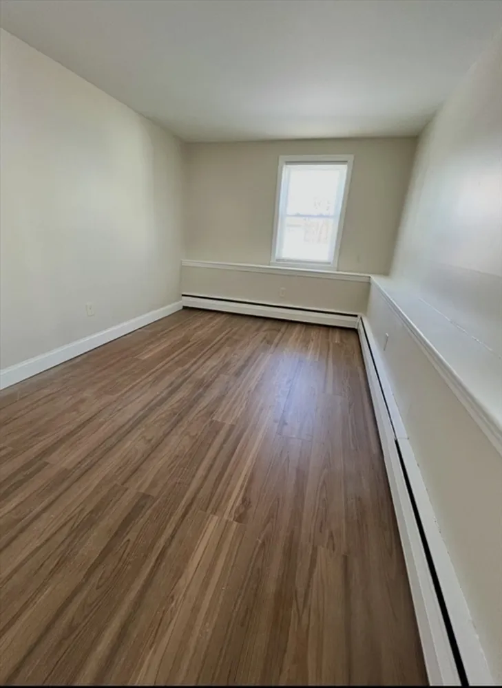 10 Edgemere Rd, Quincy, MA 02169