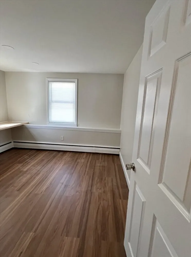 10 Edgemere Rd, Quincy, MA 02169