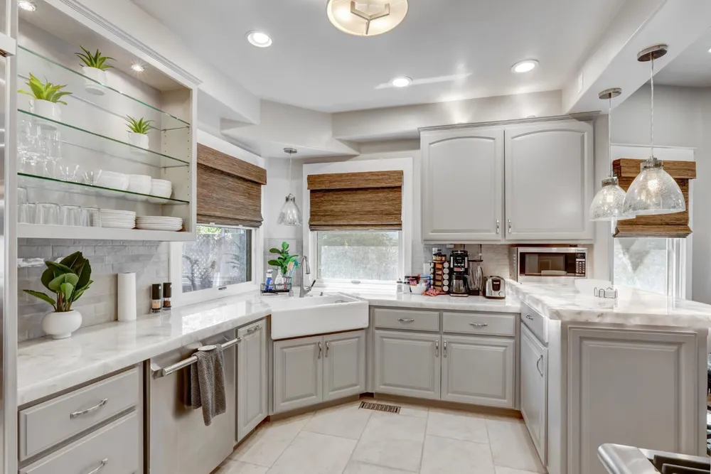 2526 Capitol Ave, Sacramento, CA 95816-5809