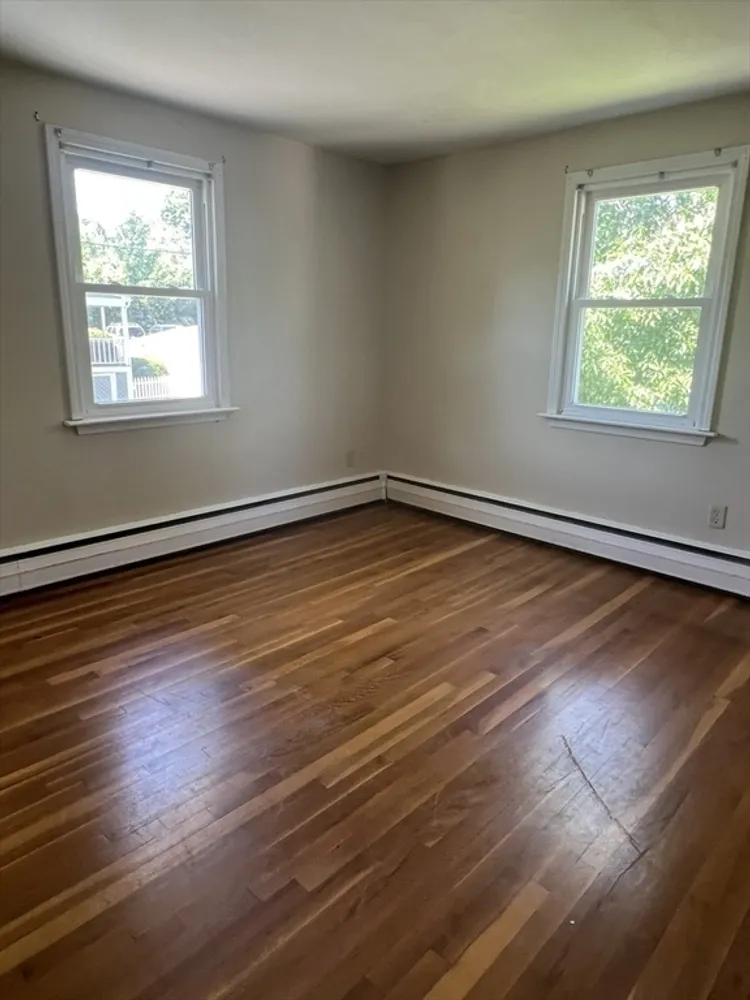 10 Edgemere Rd, Quincy, MA 02169