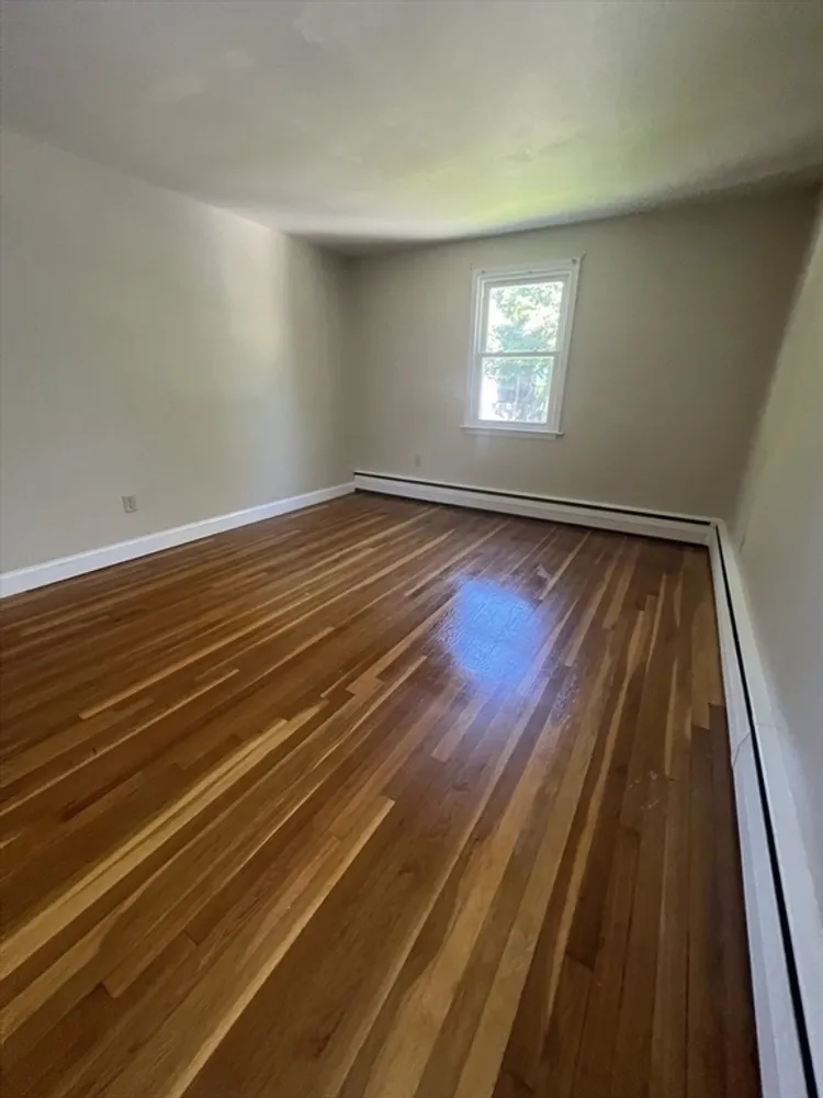 10 Edgemere Rd, Quincy, MA 02169
