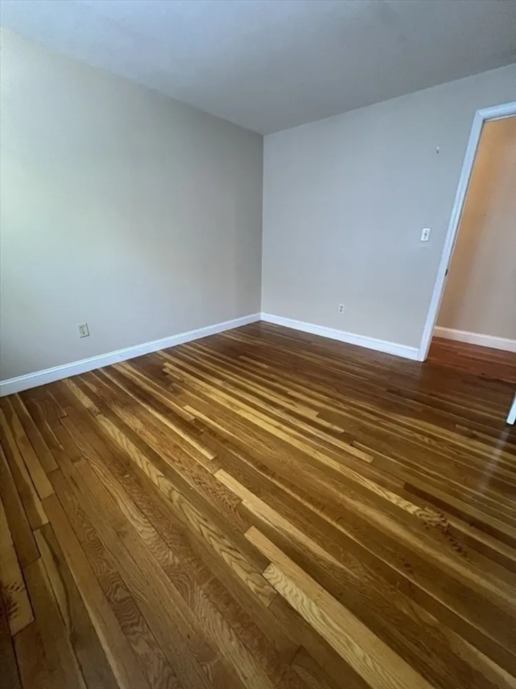 10 Edgemere Rd, Quincy, MA 02169