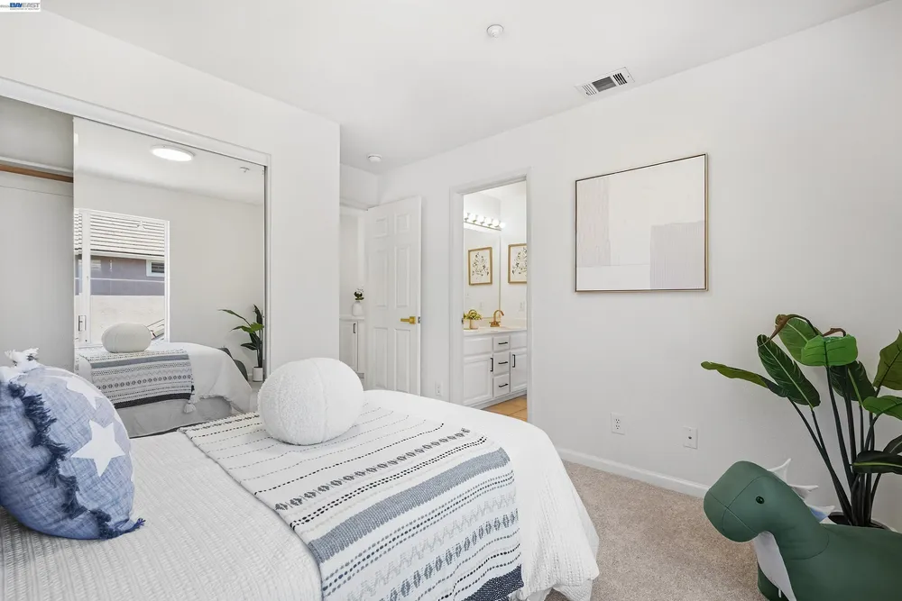 4551 Mangrove Dr, Dublin, CA 94568