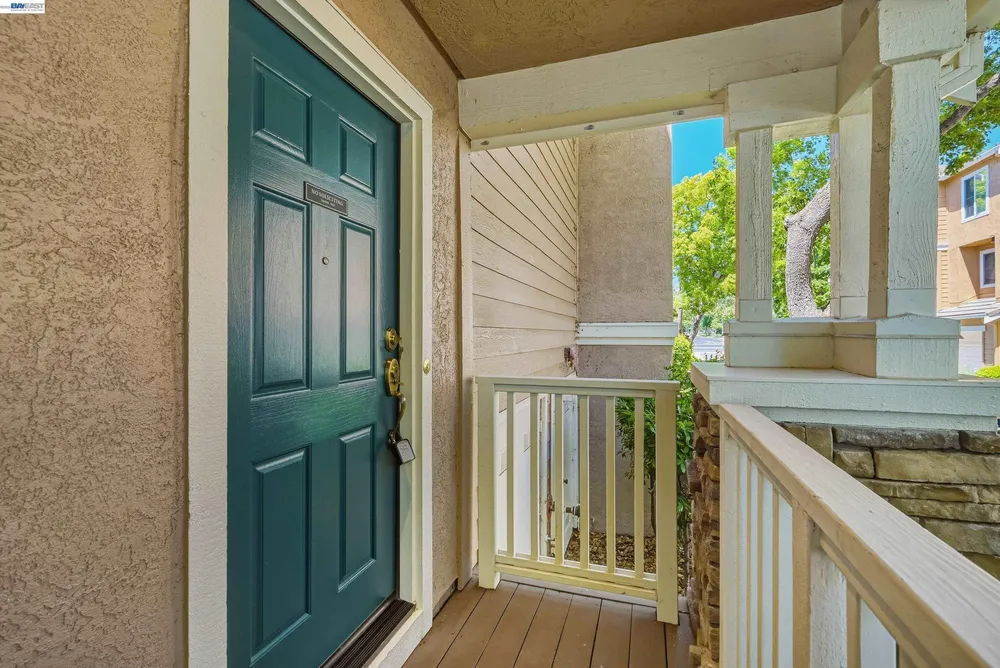 4551 Mangrove Dr, Dublin, CA 94568