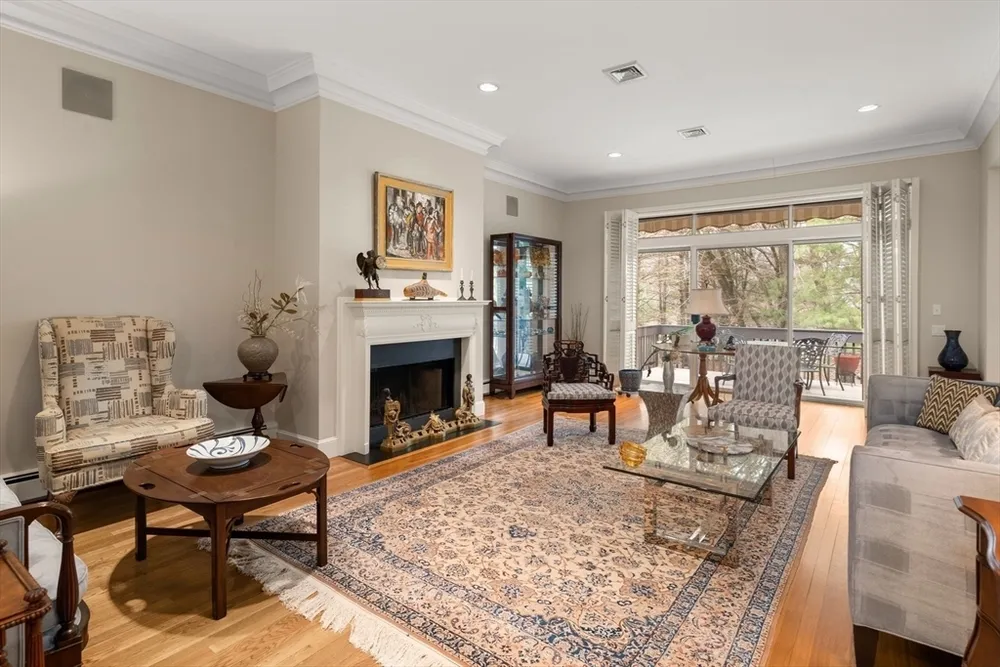214 Allandale Rd, Boston, MA 02467