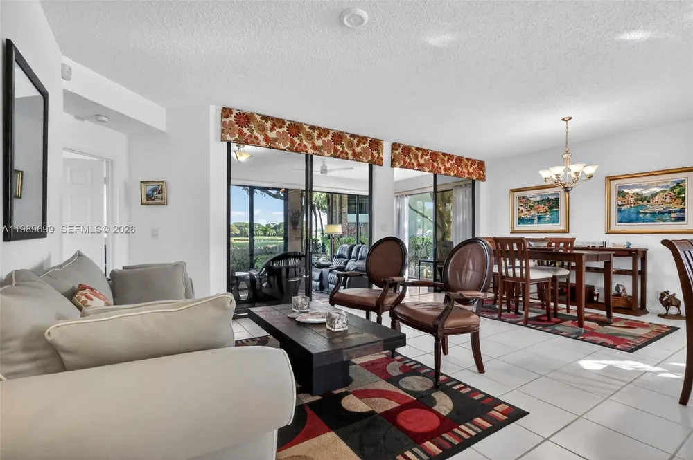 8033 Aberdeen Dr, Boynton Beach, FL 33472