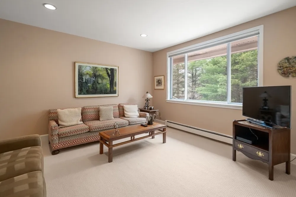 214 Allandale Rd, Boston, MA 02467