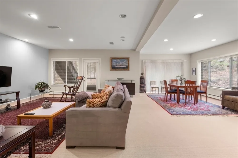 214 Allandale Rd, Boston, MA 02467