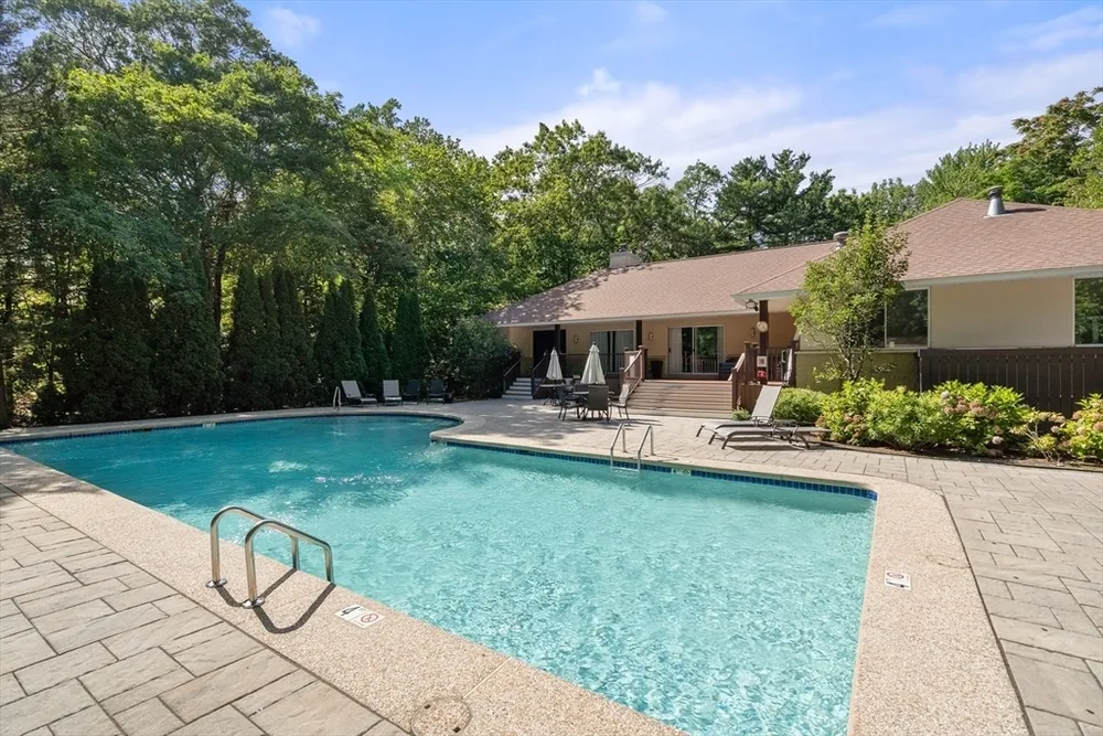 214 Allandale Rd, Boston, MA 02467