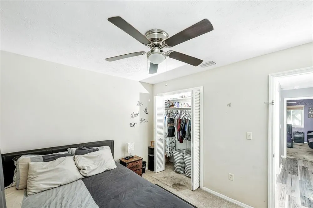8020 Tierra Verde Dr, Tampa, FL 33617