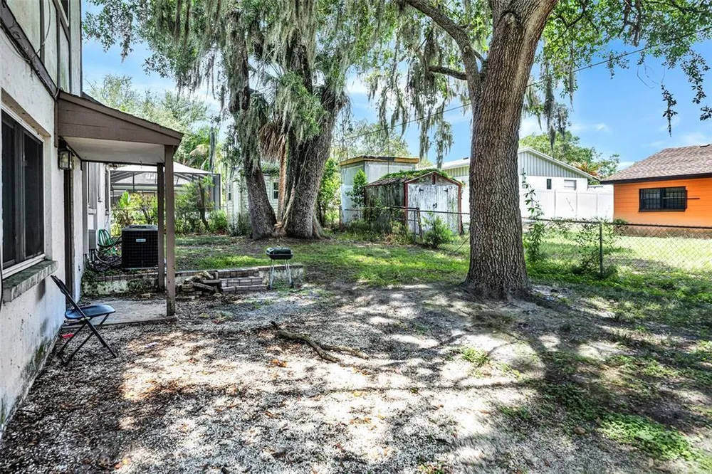 8020 Tierra Verde Dr, Tampa, FL 33617
