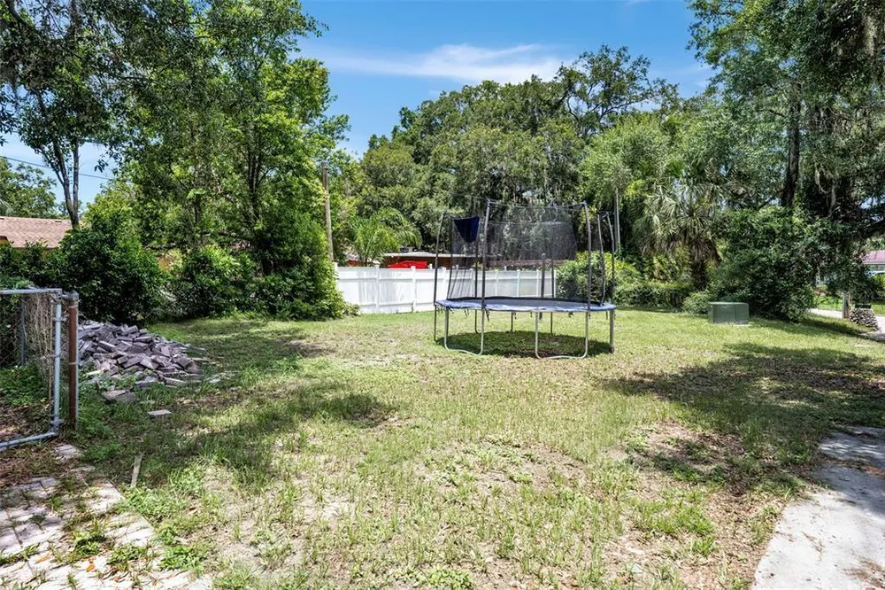 8020 Tierra Verde Dr, Tampa, FL 33617