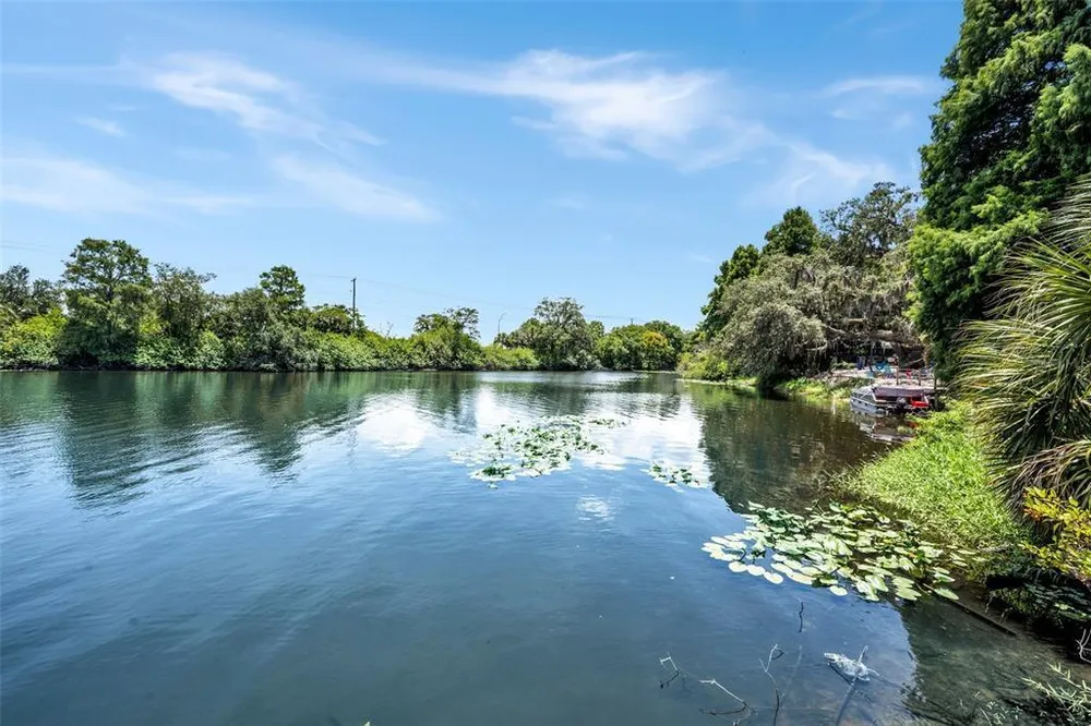 8020 Tierra Verde Dr, Tampa, FL 33617