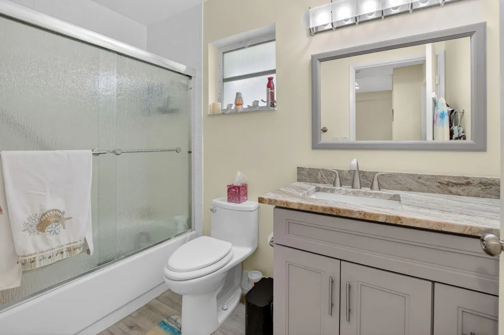 6082 Waldwick Circle, Delray Beach, FL 33484