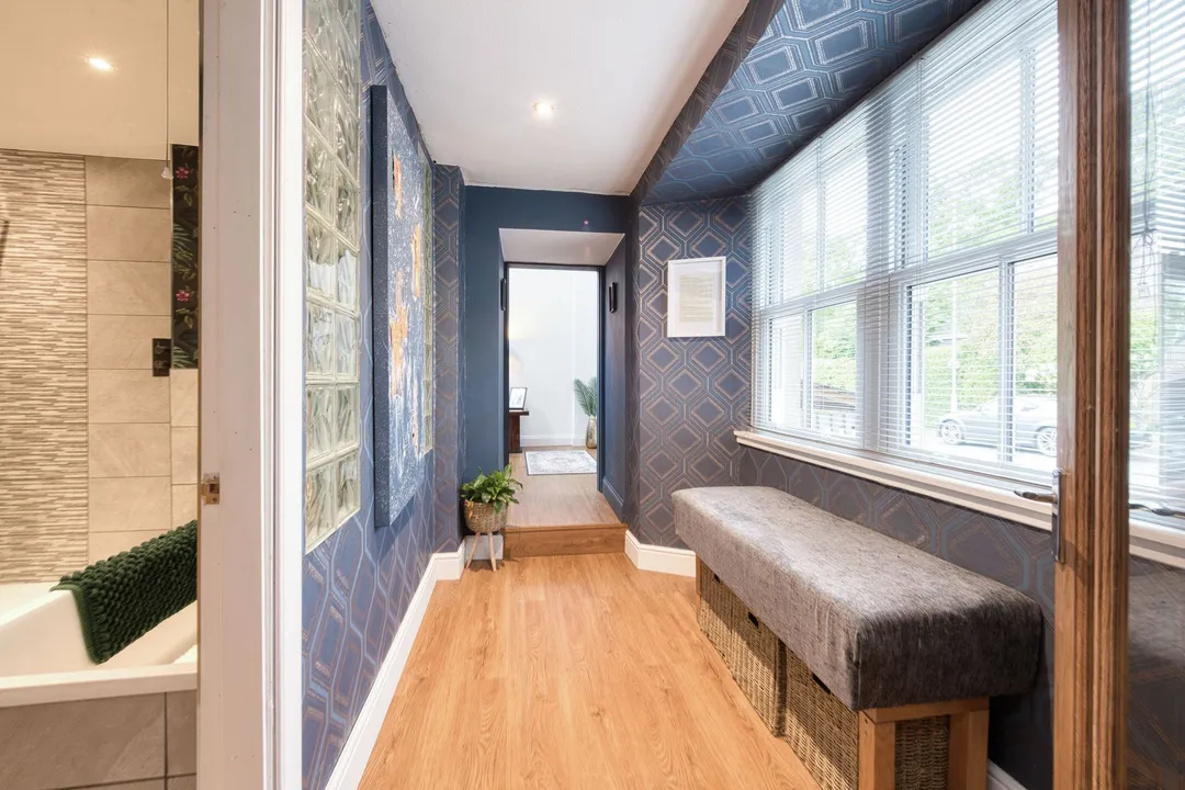 https://mr0.homeflow-assets.co.uk/files/photo/image/47636/6236/_x_/DSC_6797_HDR-51.jpg