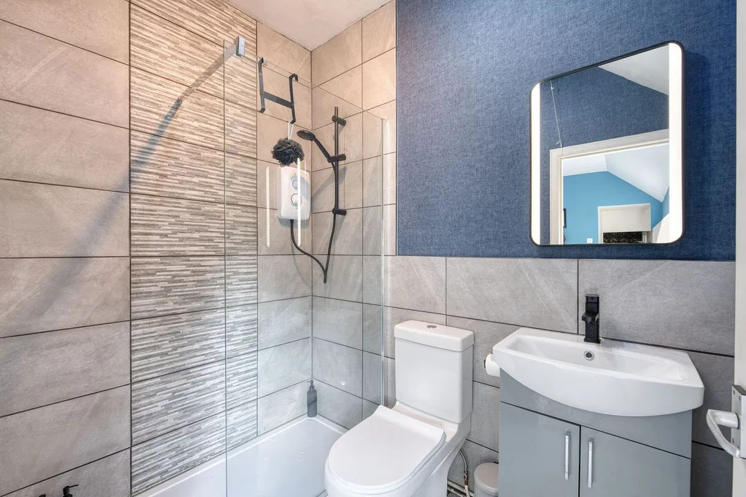 https://mr0.homeflow-assets.co.uk/files/photo/image/47636/6807/_x_/DSC_7634_HDR2-159.jpg