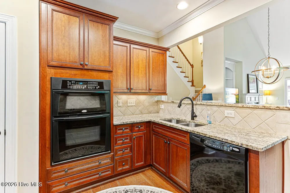 140 Shadow Creek Ct, Pinehurst, NC 28374