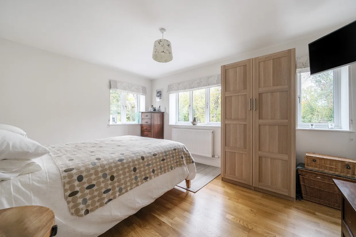 Gloucester Road, Almondsbury, BS32 photo 9