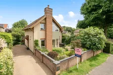Churchfields, Twyford, SO21 photo 1