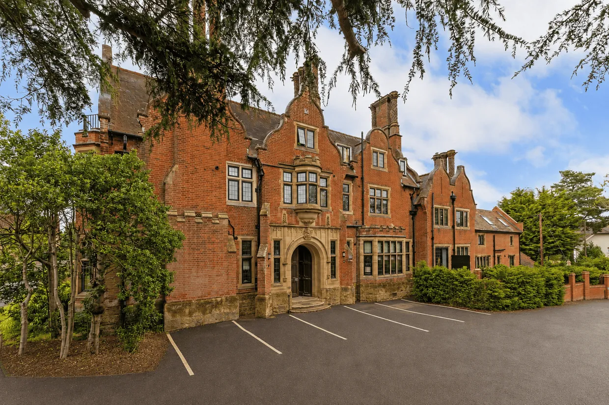 High Hilden Close, Tonbridge, TN10 photo 1