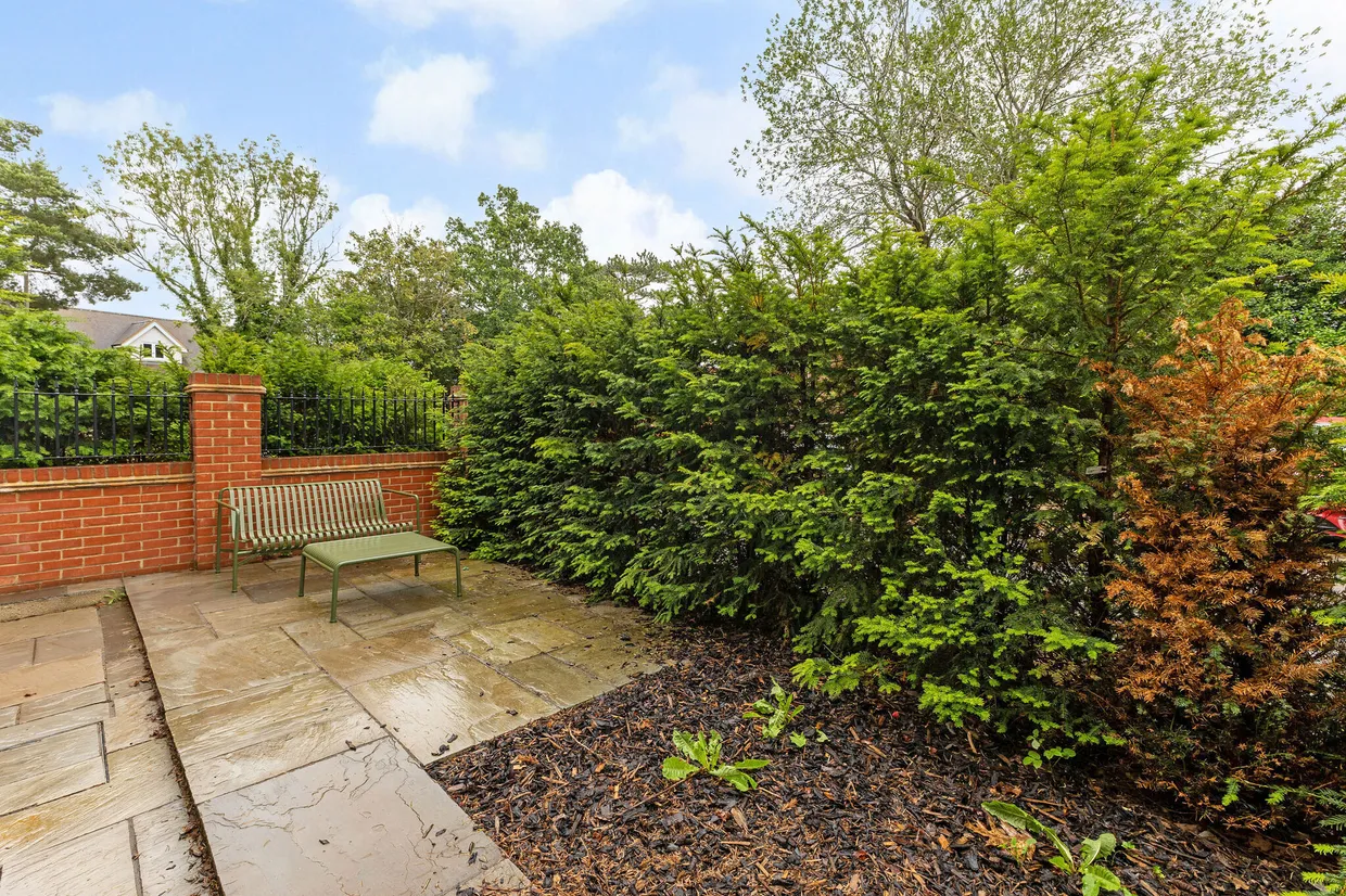 High Hilden Close, Tonbridge, TN10 photo 14