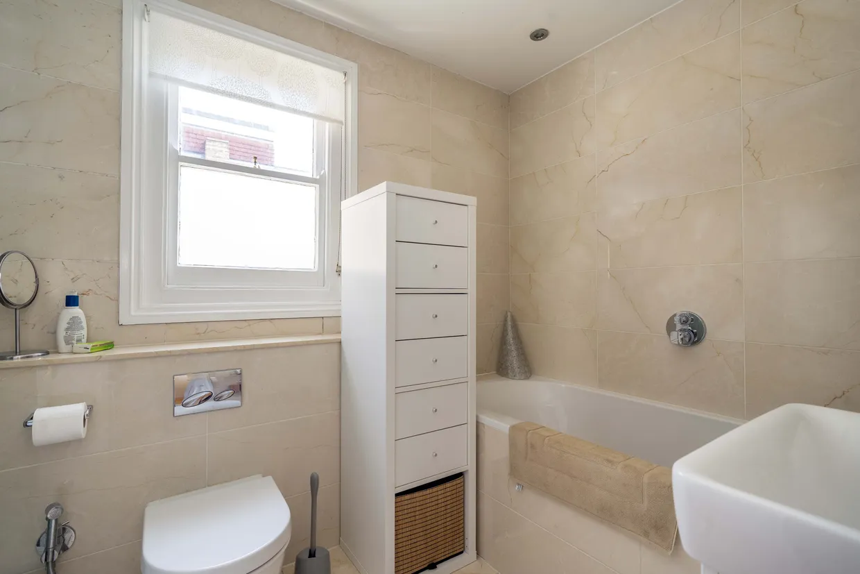 Arlington Road, Ealing, W13 photo 12