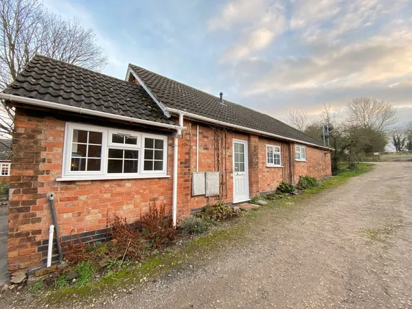 Uplands Place, Long Whatton, LE12 5DW