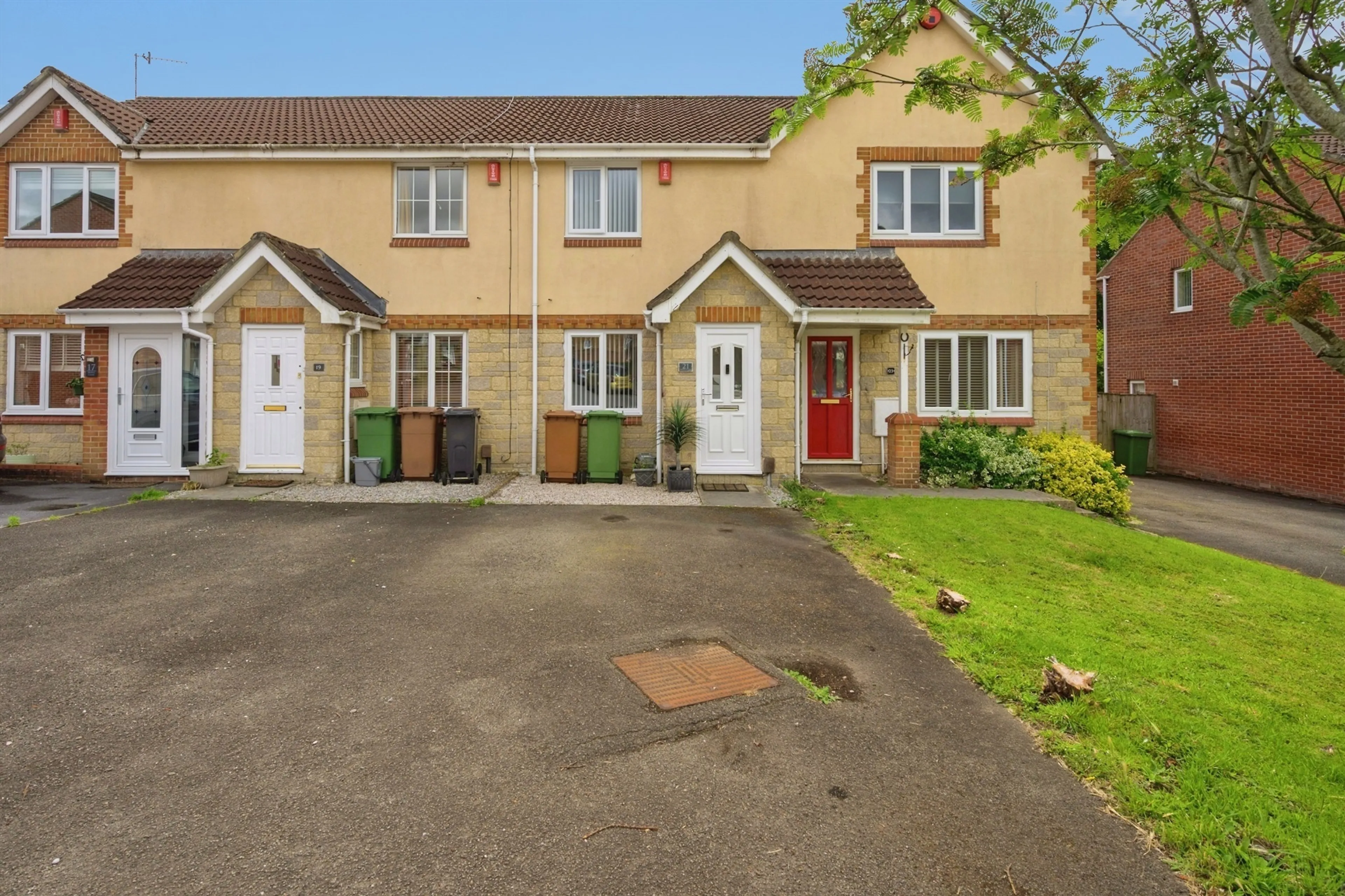 Property photo 0
