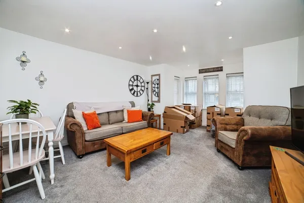 Archdale Close, Chesterfield, Derbysh...