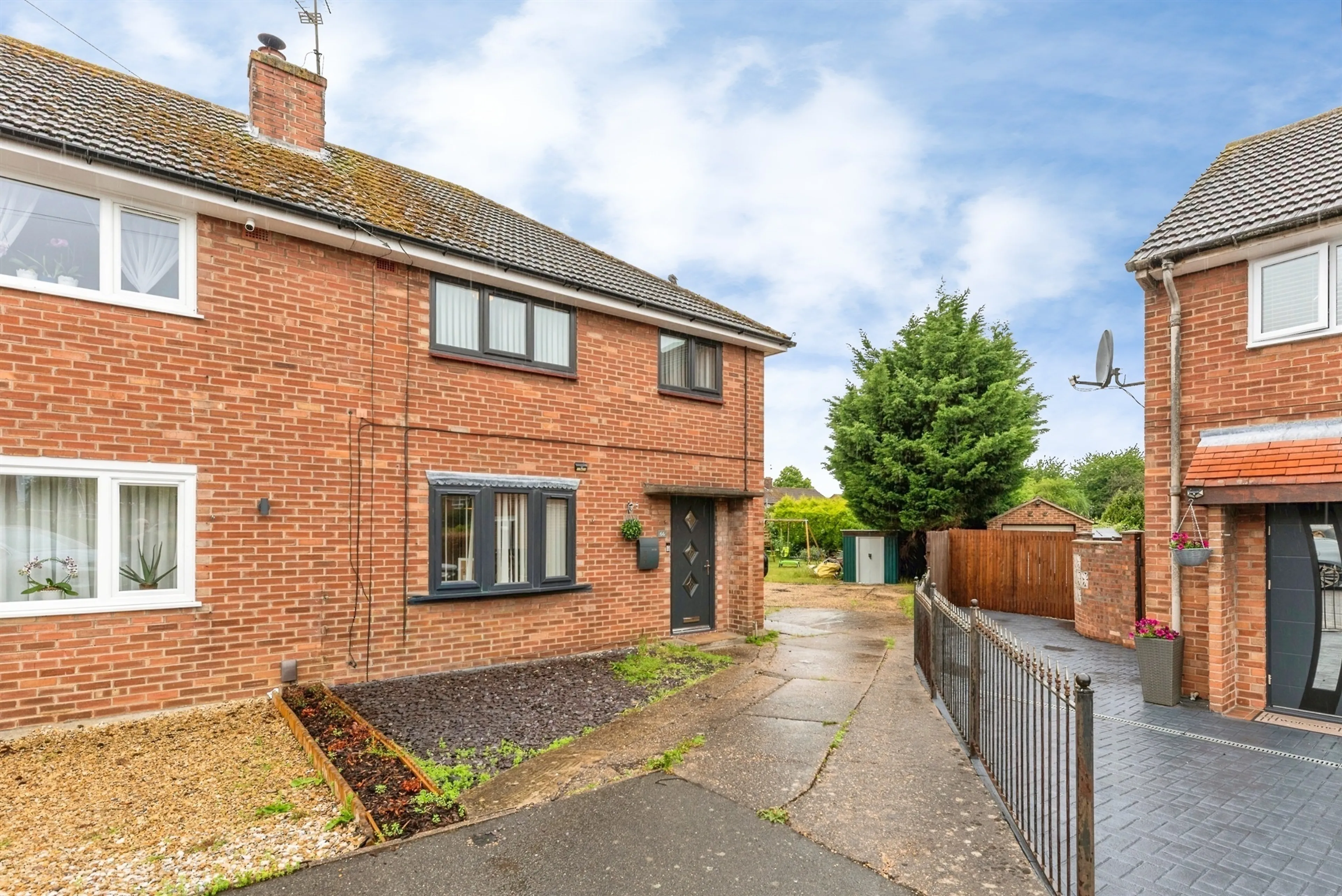 Property photo 0