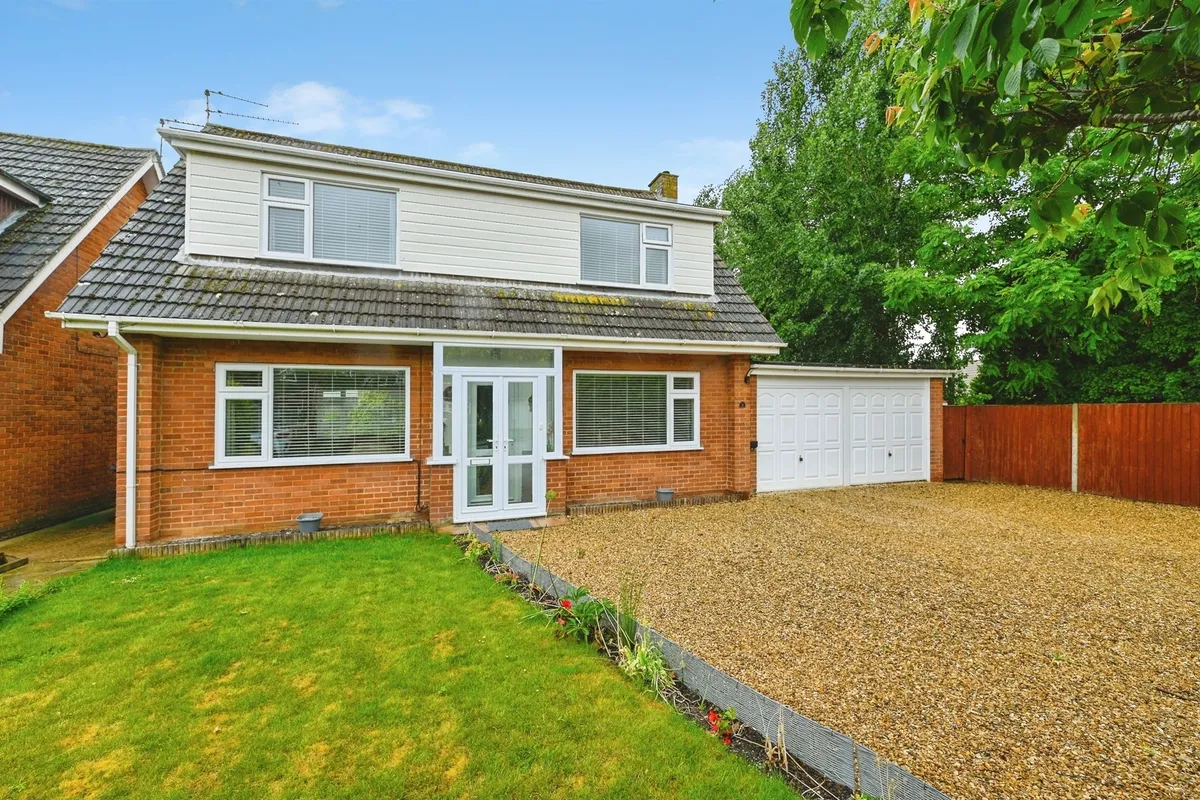 Walnut Avenue, West Winch, King's Lynn