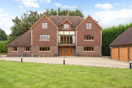 Edenbridge Road, Hartfield, TN7