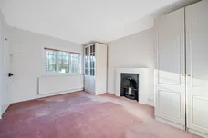 Old Reigate Road Betchworth RH3 photo 4